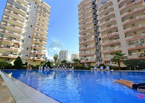 Трехкомнатная квартира с мебелью в Махмутларе