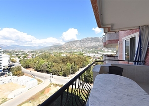 Трехкомнатная квартира с мебелью в Махмутларе