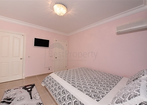 Трехкомнатная квартира с мебелью в Махмутларе