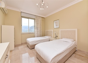 Квартира планировки 3+1 с видом на горы