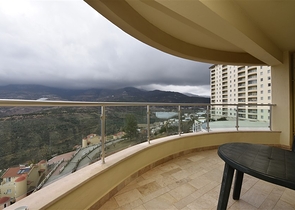 Квартира планировки 3+1 с видом на горы