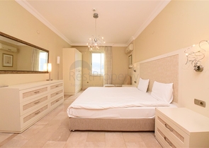 Квартира планировки 3+1 с видом на горы