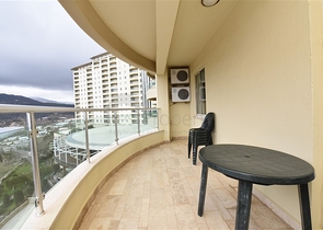 Квартира планировки 3+1 с видом на горы