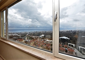 Квартира планировки 3+1 с видом на горы