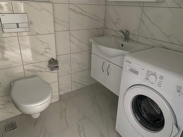 Двухкомнатная квартира с мебелью