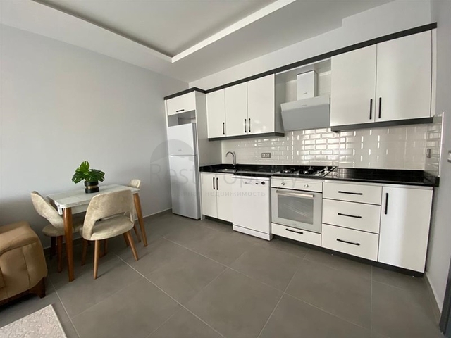 Двухкомнатная квартира с мебелью