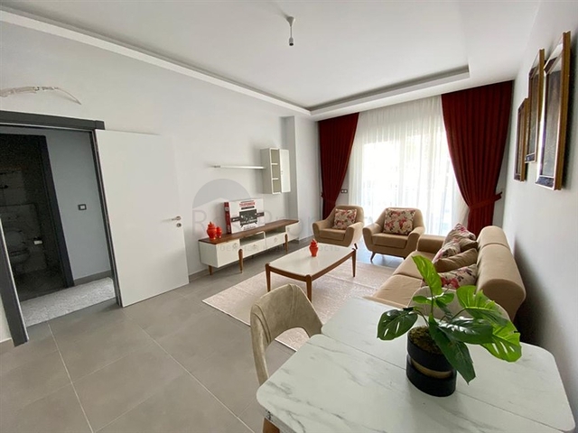 Двухкомнатная квартира с мебелью