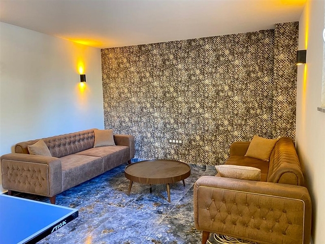 Двухкомнатная квартира с мебелью