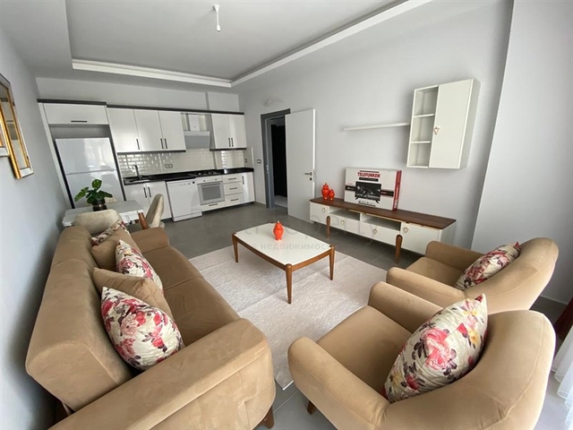 Двухкомнатная квартира с мебелью