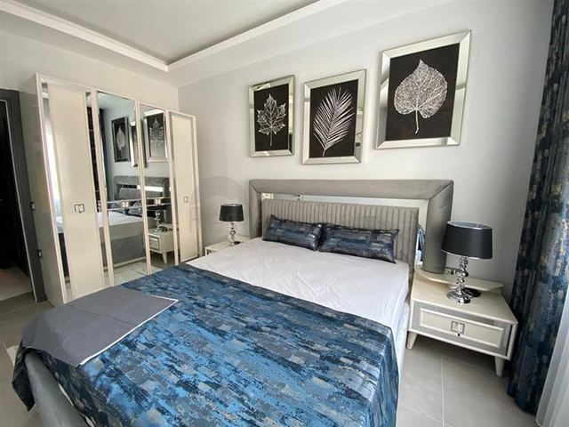 Двухкомнатная квартира с мебелью