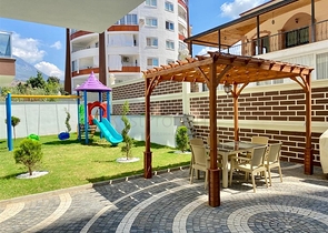 Двухкомнатная квартира с мебелью