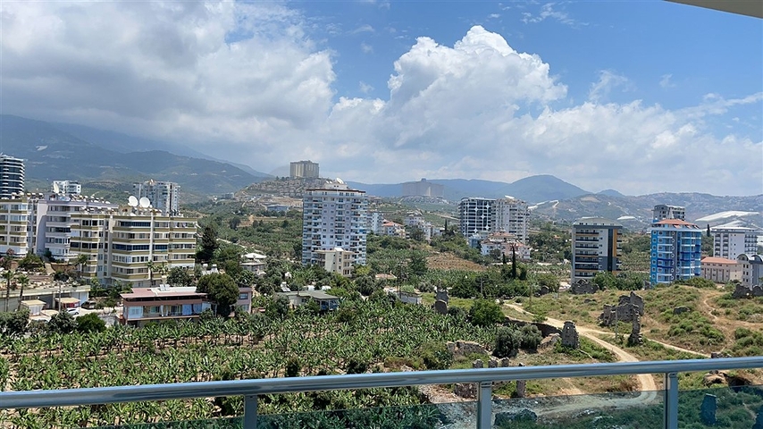 Меблированная квартира планировки 1+1 в жилом комплексе района Махмутлар