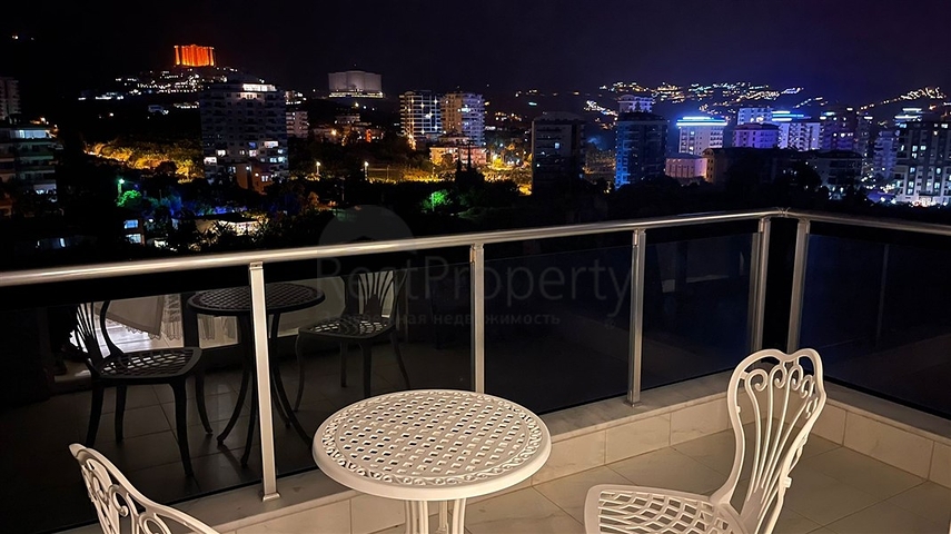 Меблированная квартира планировки 1+1 в жилом комплексе района Махмутлар