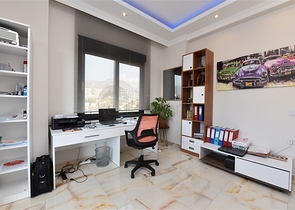 Пентхаус планировки 4+1 с видом на море