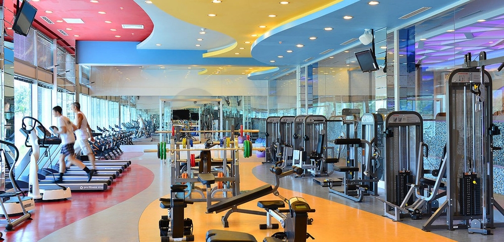 Трехкомнатная квартира в мебелью