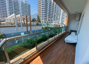 Трехкомнатная квартира в мебелью