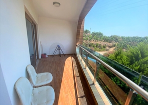 Трехкомнатная квартира в мебелью