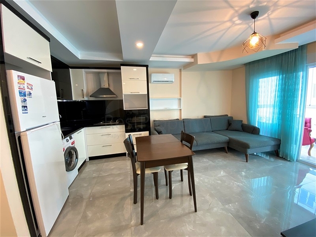 Двухкомнатная квартира с мебелью