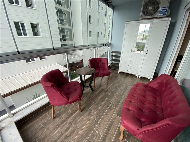 Двухкомнатная квартира с мебелью