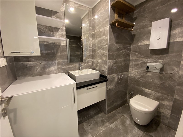 Двухкомнатная квартира с мебелью