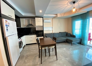 Двухкомнатная квартира с мебелью