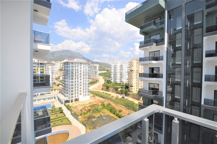 Трехкомнатная квартира в новом комплексе