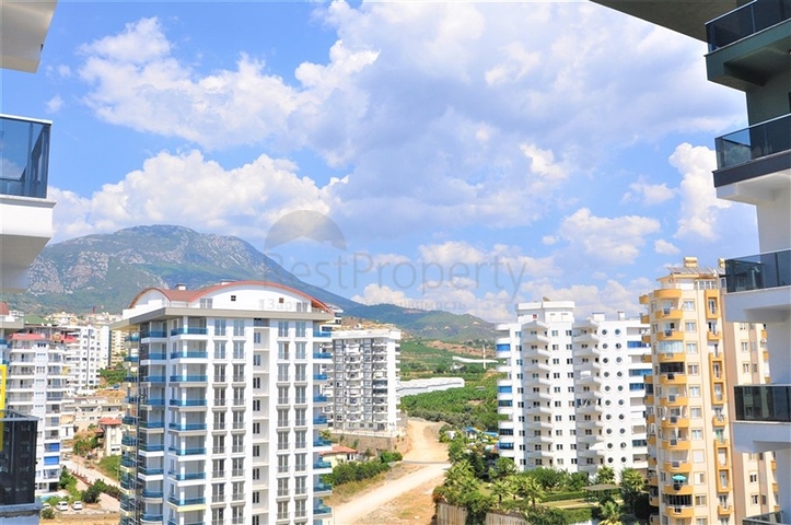 Трехкомнатная квартира в новом комплексе