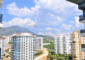 Трехкомнатная квартира в новом комплексе