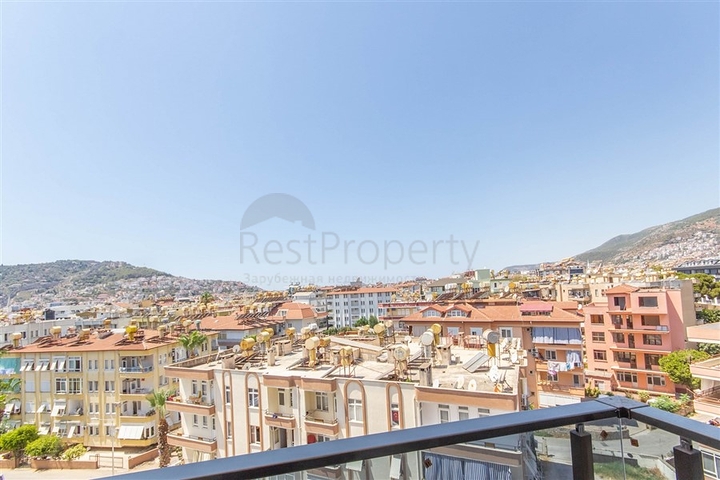 Двухкомнатная квартира в центре Алании