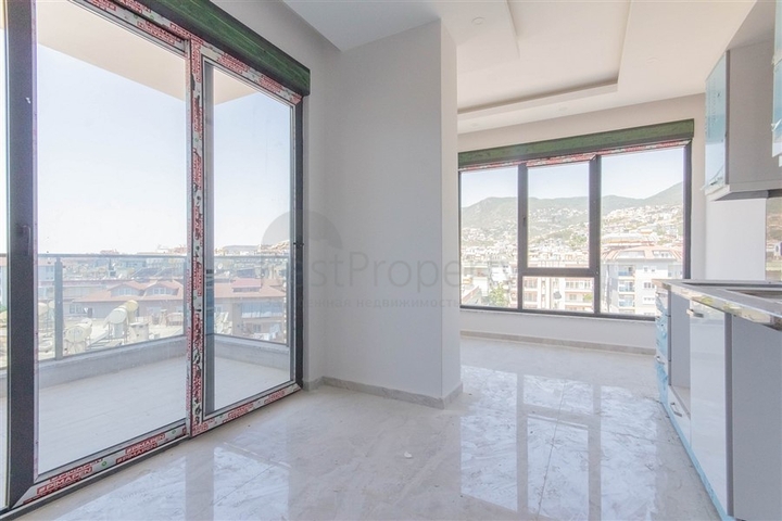 Двухкомнатная квартира в центре Алании