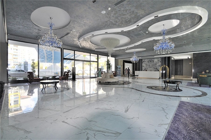 Трехкомнатная квартира в районе Махмутлар