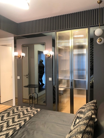 Жилой комплекс семейной концепции, рядом с метро станцией