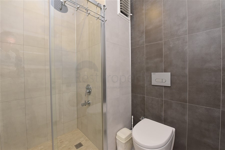 Трехкомнатная квартира с мебелью в центре Алании