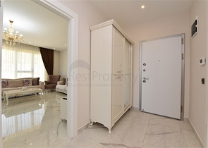 Трехкомнатная квартира с мебелью в центре Алании