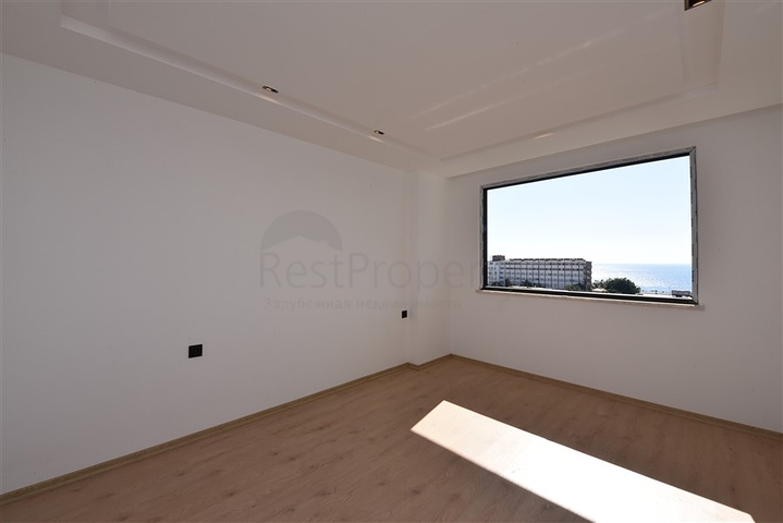 Первоклассный пентхаус 3+1 с видом на море 