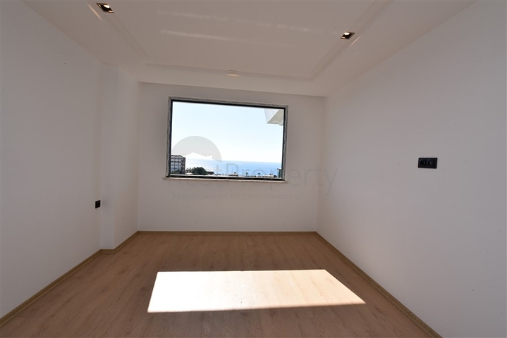 Первоклассный пентхаус 3+1 с видом на море 