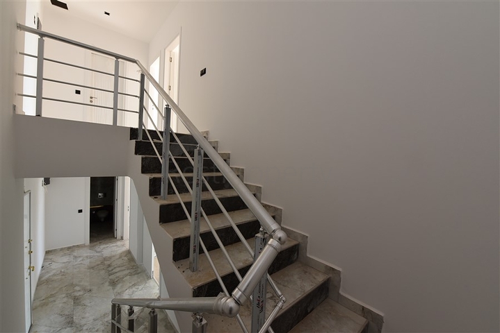 Первоклассный пентхаус 3+1 с видом на море 