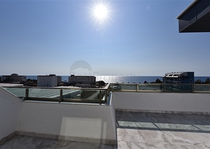 Первоклассный пентхаус 3+1 с видом на море 