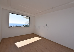 Первоклассный пентхаус 3+1 с видом на море 