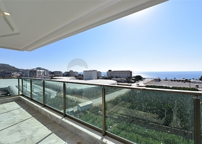 Первоклассный пентхаус 3+1 с видом на море 