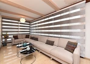 Вилла в итальянском стиле с видом на море и крепость 