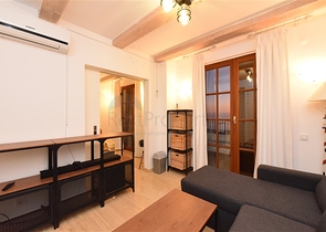 Вилла в итальянском стиле с видом на море и крепость 