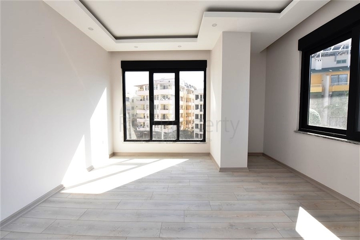 Трёхкомнатная квартира в центре Алании