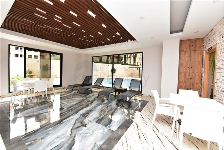 Трёхкомнатная квартира в центре Алании