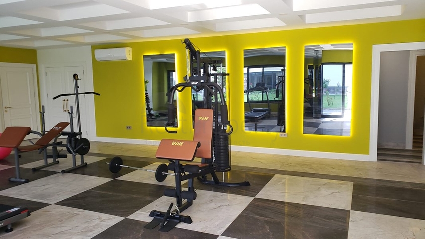 Трехкомнатная квартира в комплексе класса люкс