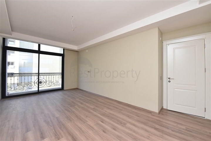 Трехкомнатная квартира в комплексе класса люкс