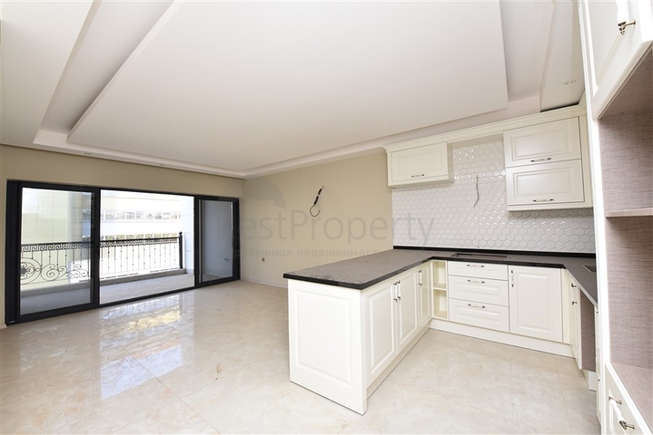 Трехкомнатная квартира в комплексе класса люкс