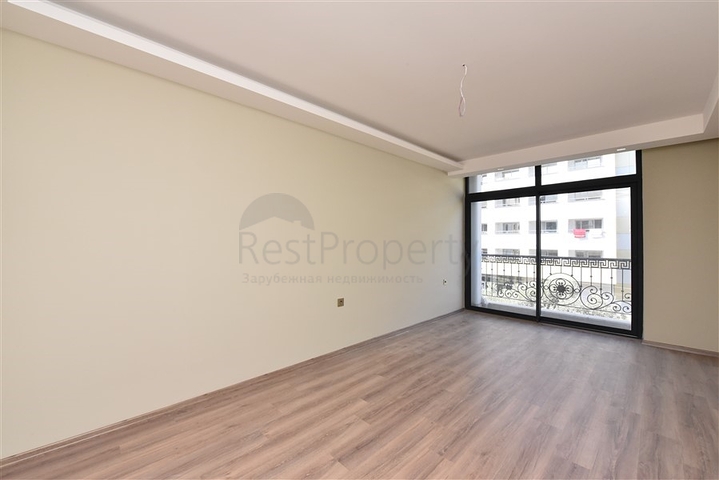 Трехкомнатная квартира в комплексе класса люкс