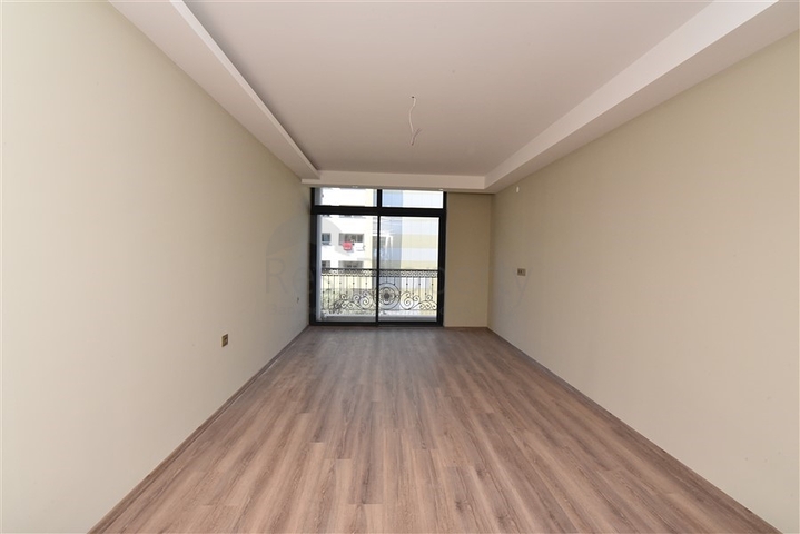 Трехкомнатная квартира в комплексе класса люкс