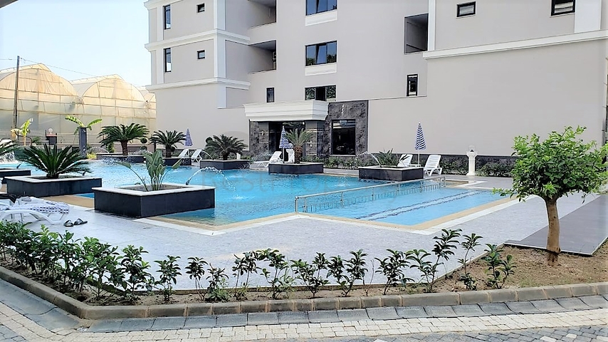 Трехкомнатная квартира в комплексе класса люкс